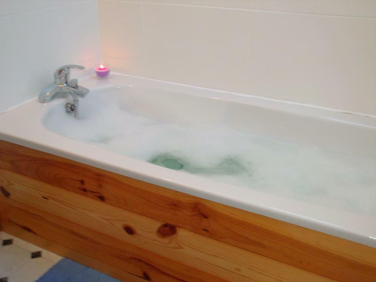 Tranquil Apartment Near Kenmare Lamanagh Екстер'єр фото