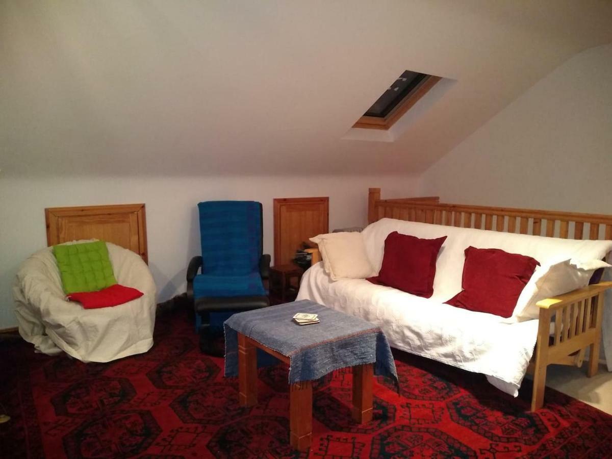 Tranquil Apartment Near Kenmare Lamanagh Екстер'єр фото